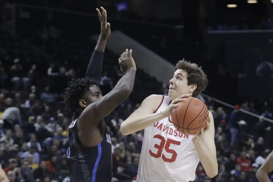 College basketball Sunday mega parlay (+1022 odds): ‘Cats and Cougars