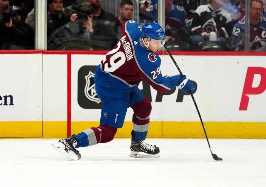 Best NHL player prop bets today: Nathan MacKinnon, Nikita Kucherov prove their superstar status