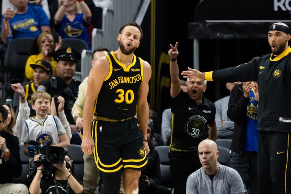 Best NBA Parlay Picks Today, Monday 12/25: 3-Leg Parlay at mega +1100 odds: Curry delivers on Christmas Day