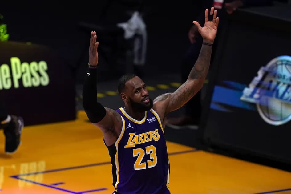 NBA Tuesday parlay at mega (+1023) odds, today 12/13: LeBron, Lakers can upset Celtics