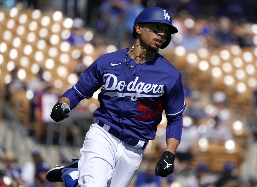 MLB PrizePicks predictions, player picks July 26: Cody Bellinger, Tony  Gonsolin