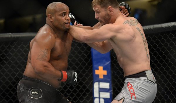 UFC predictions, picks and best bets for UFC 260
