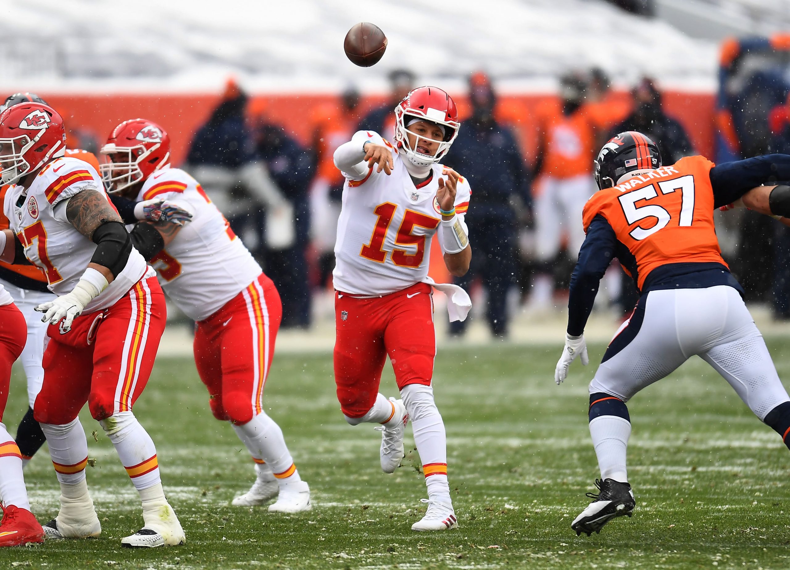 Kansas City Chiefs vs Denver Broncos NFL predictions, picks & spreads