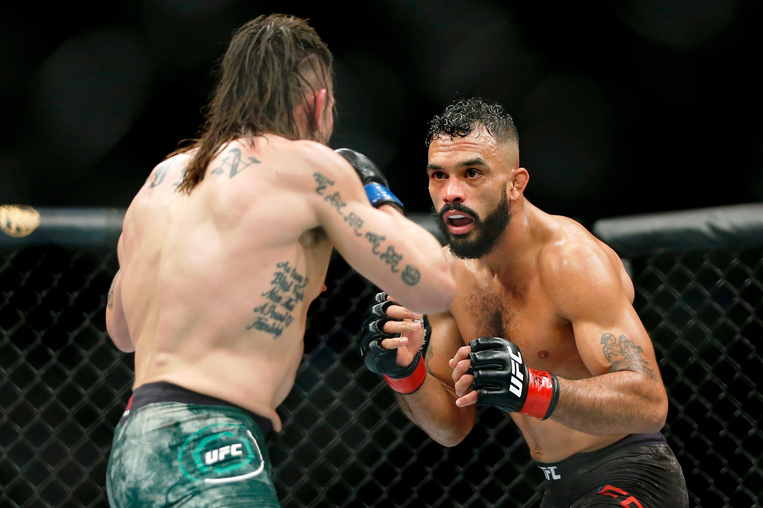 UFC Fight Night 183 predictions, picks, best bets and three-fight parlay - Pickswis...