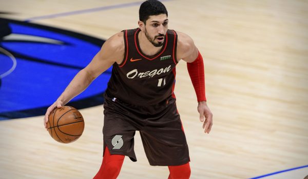 Best player prop bets for Monday's NBA slate: Kanter to overpower Hornets