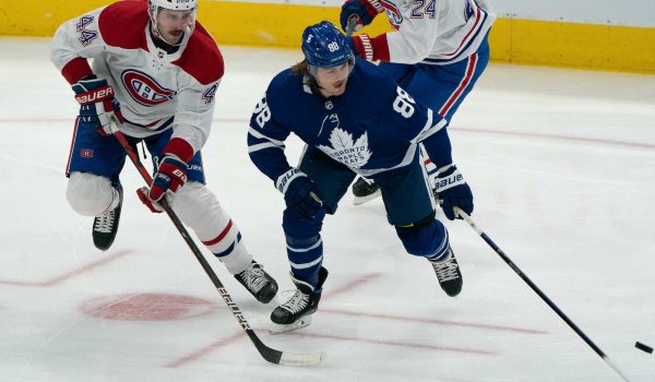 Best player prop bets for Monday's NHL slate: Nylander to lift Toronto past Montreal