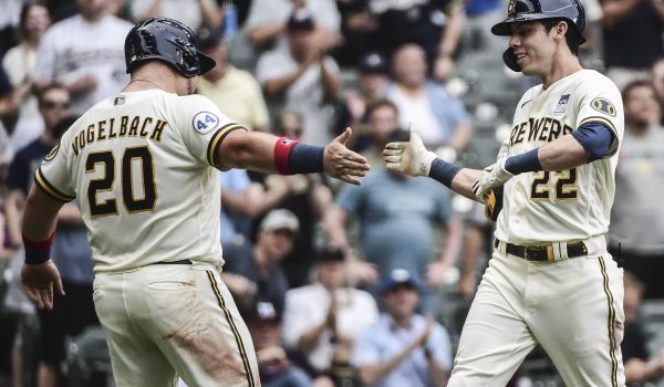 MLB Saturday three-team mega parlay (+1143 odds): Brewers to dominate