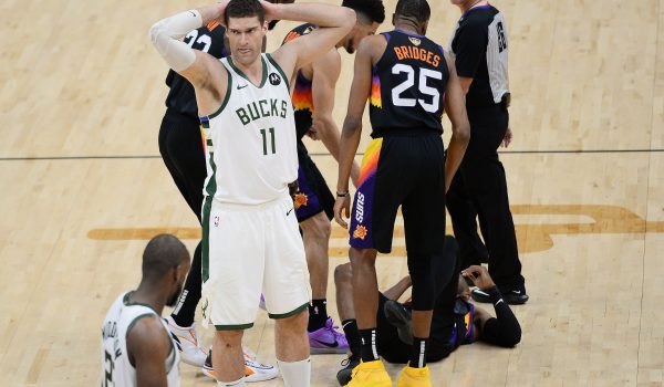 Best NBA Finals player props for Game 2 of Bucks vs. Suns: Lopez makes it rain