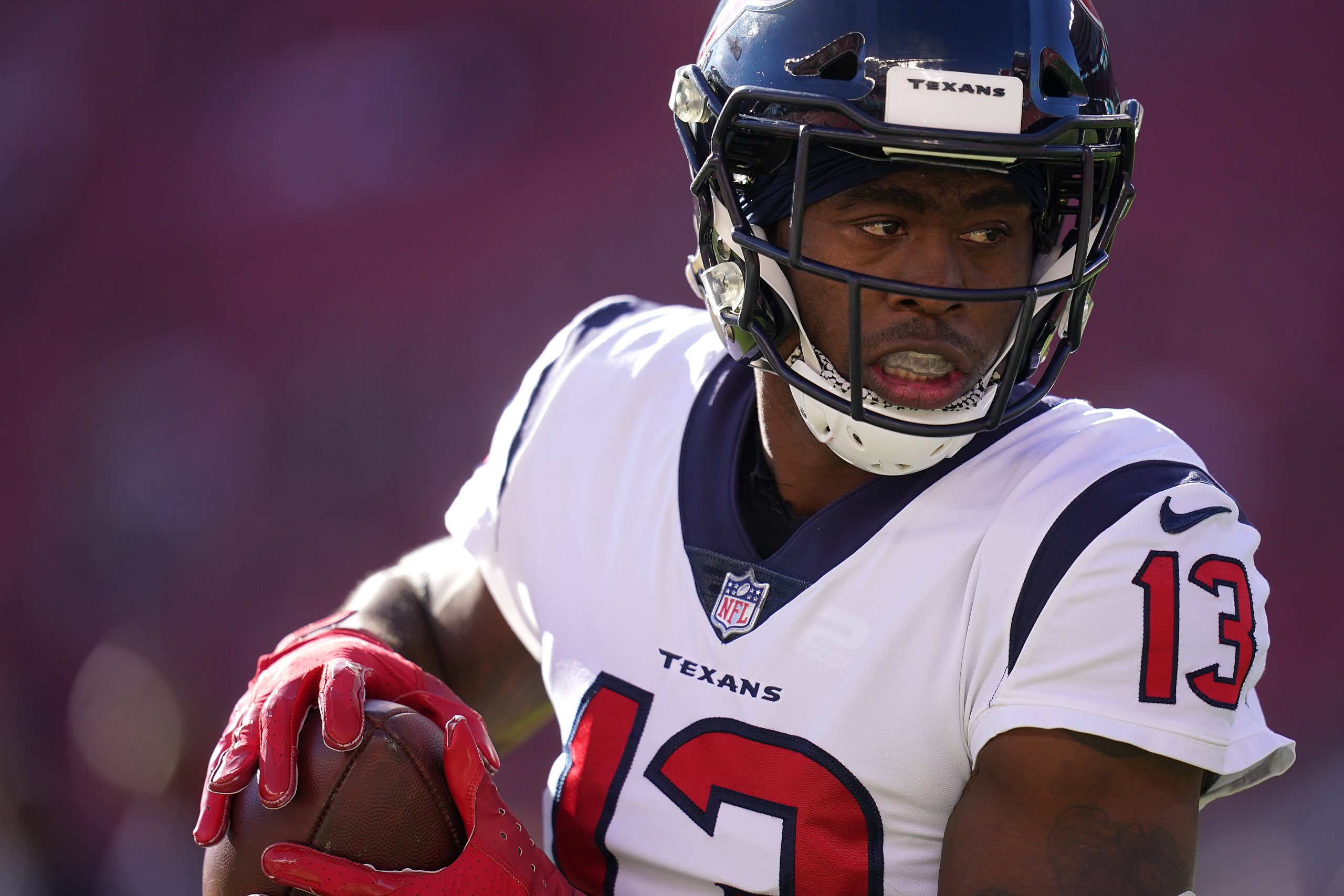 NFL picks, Week 17: Jaguars-Texans spread, over/under, player prop bets -  DraftKings Network