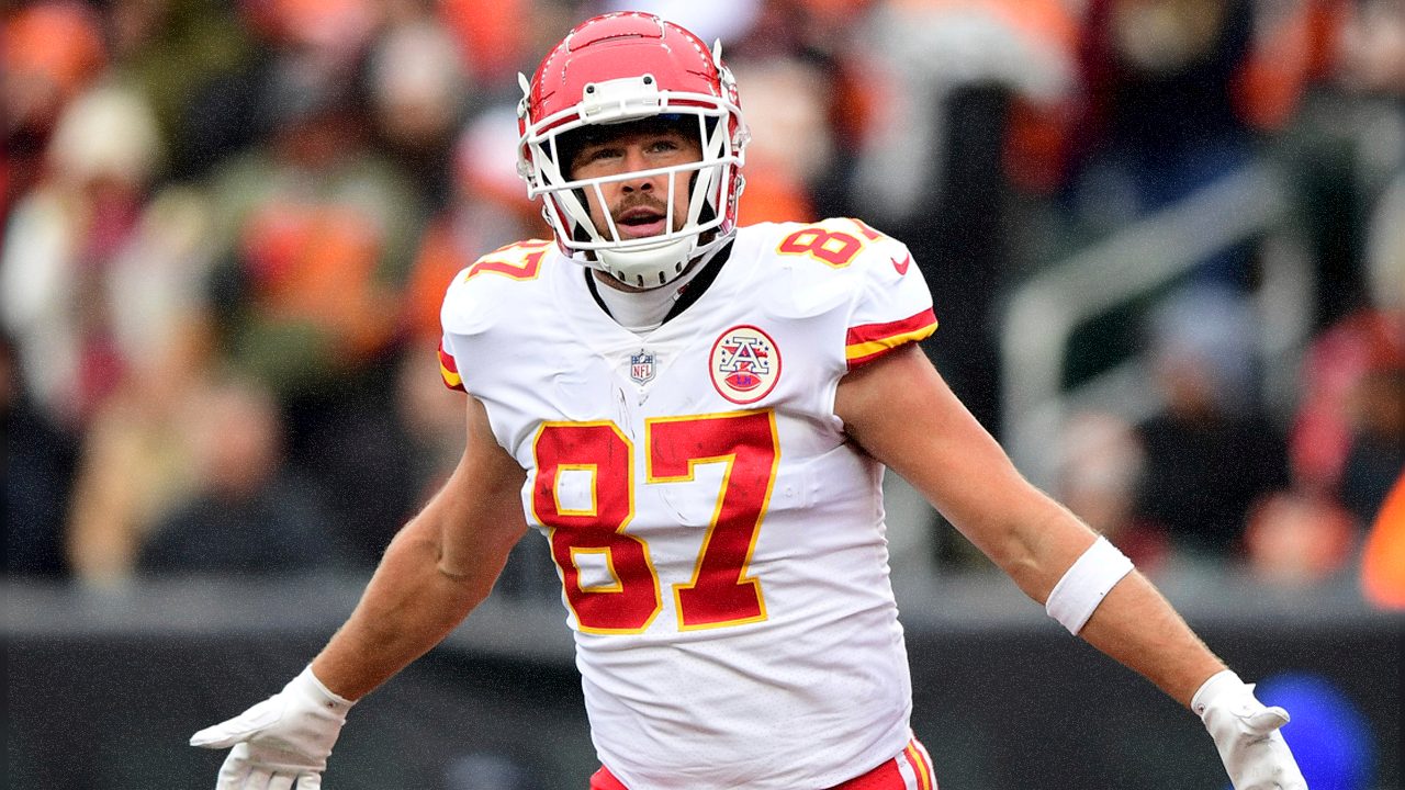 Chiefs vs. Jets Player Prop Bets for Sunday Night Football: Patrick  Mahomes, Travis Kelce, Garrett Wilson and Others