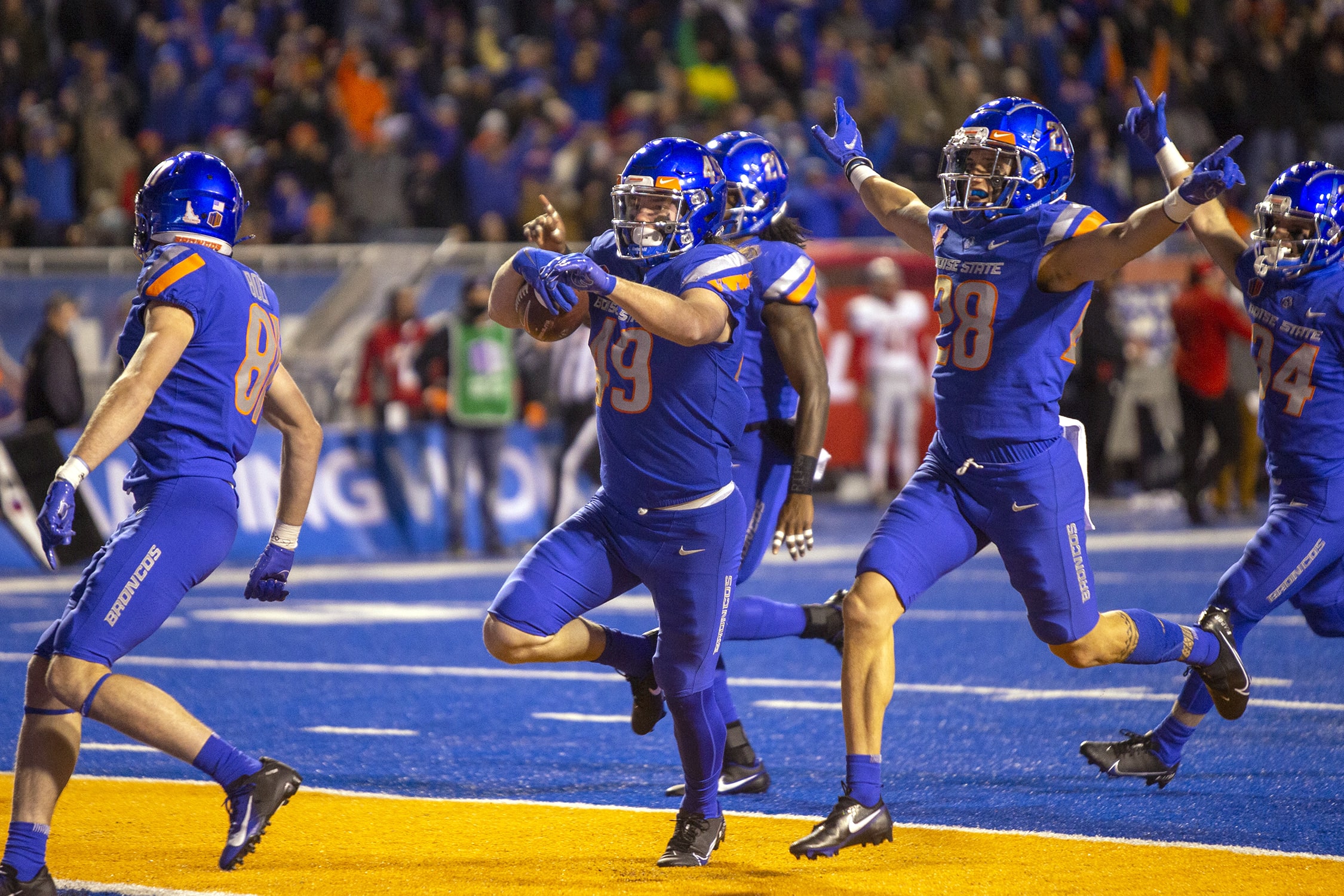 College Football Week 1 best underdog bets: Boise State starts off strong