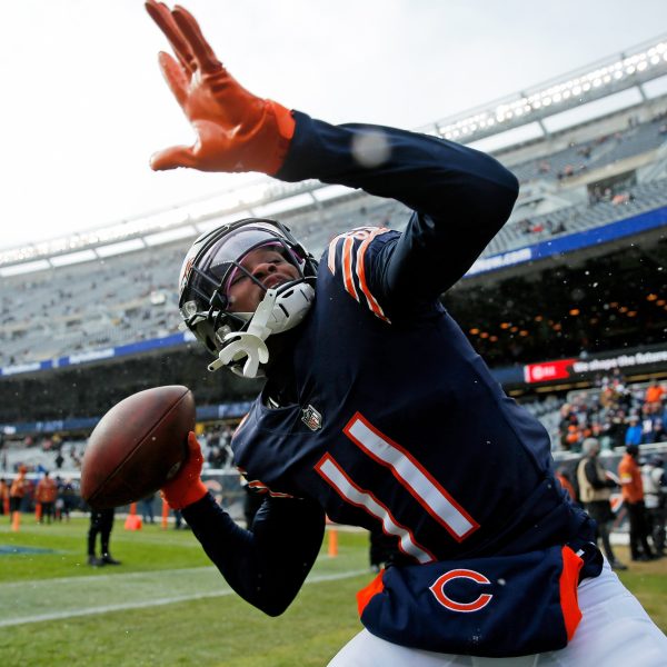 Singe Game NFL Parlay Picks: Parlay IQ - Bears vs. Commanders