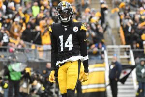 Week 12 DraftKings Monday Night Football Showdown: Pittsburgh Steelers vs.  Indianapolis Colts, Fantasy Football News, Rankings and Projections