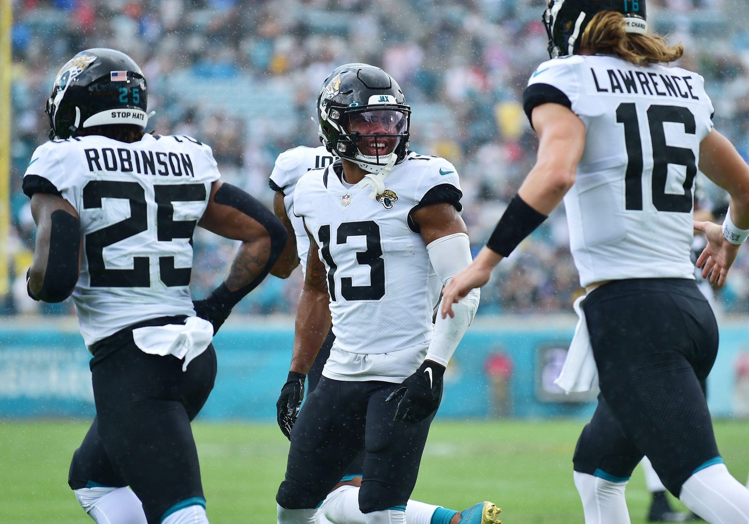 NFL Players Props & Betting Analysis: Jaguars face Titans