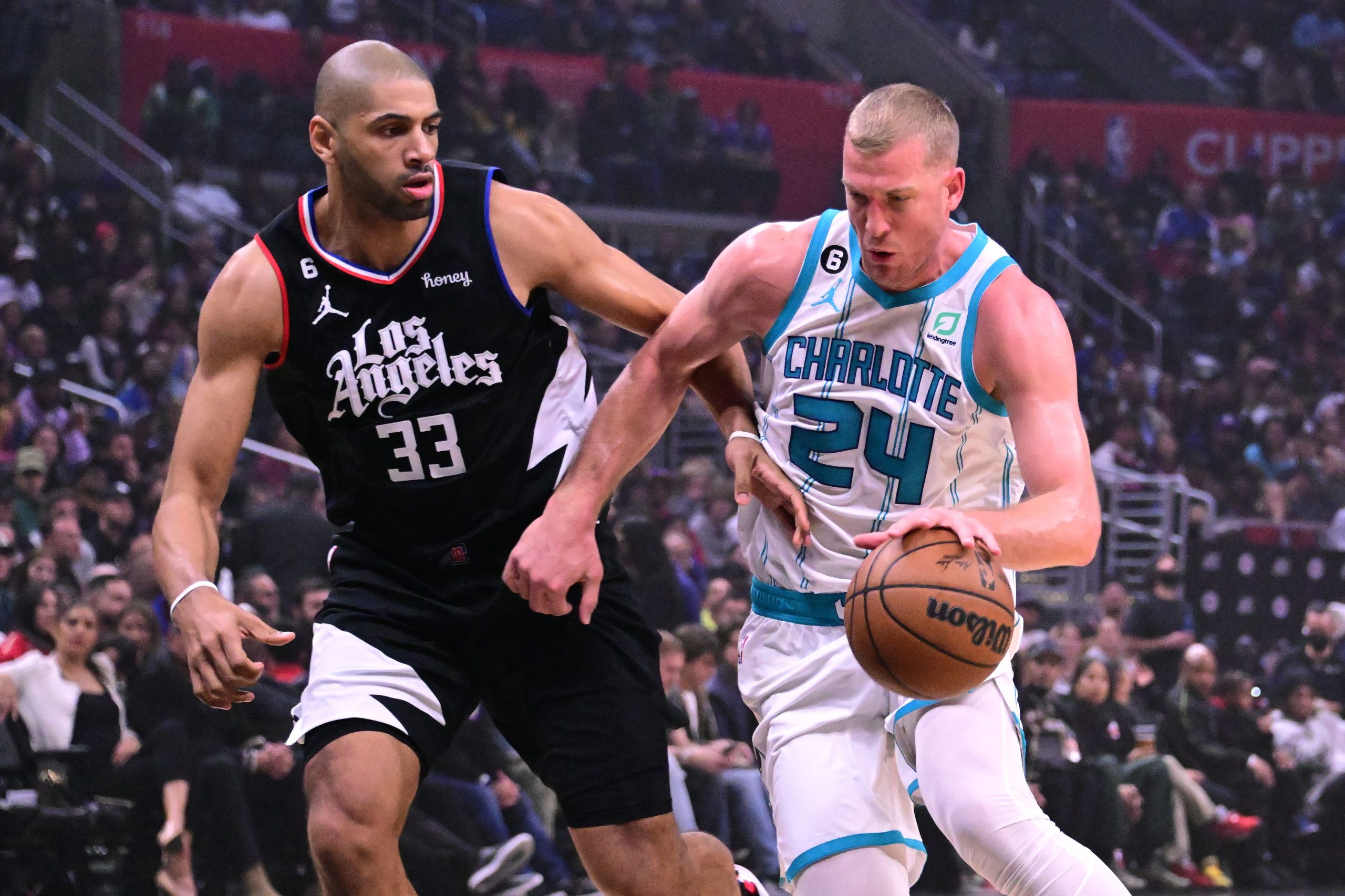 Best NBA player prop bets for today, 1/10: Plumlee takes advantage of the Raptors