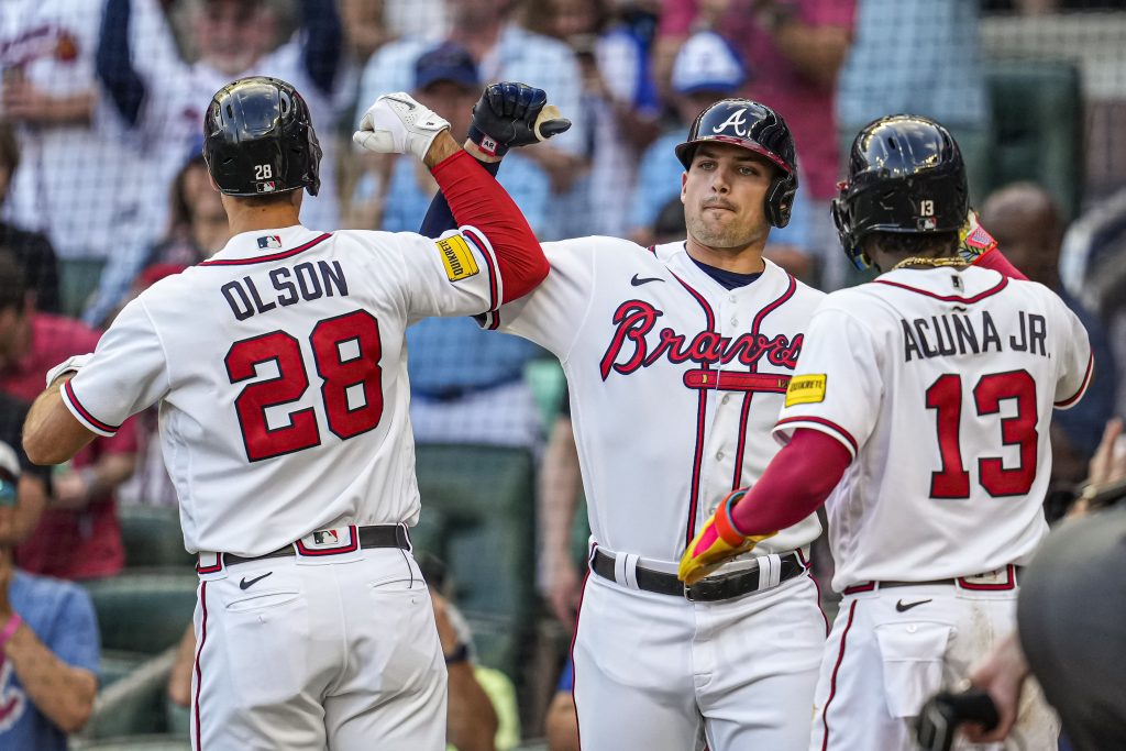 Atlanta Braves first baseman Matt Olson (28) waits for the pitch